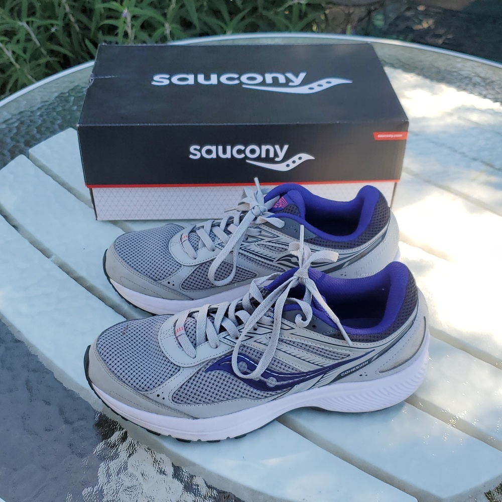 Saucony Cohesion 14 Women's Size 10 EUC White Purple